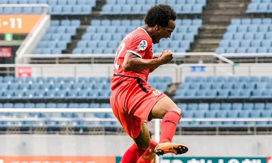 Ex-Vasco destaca bom momento no futebol da Coreia do Sul