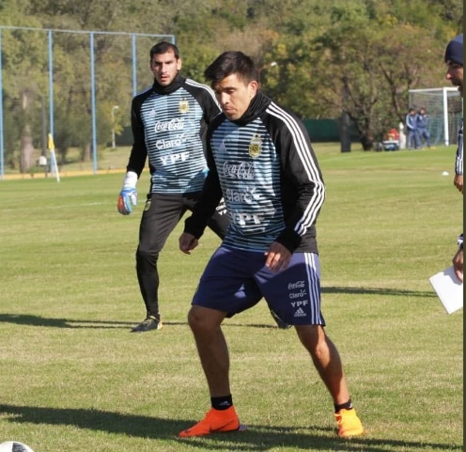 Convocado após lesão de Romero, Guzmán já treina com a Seleção Argentina