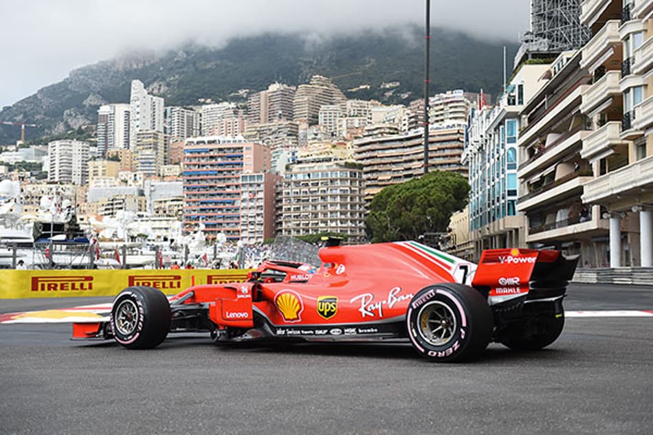 Sebastian Vettel é a favor da permanência de Kimi Raikkonen na Ferrari