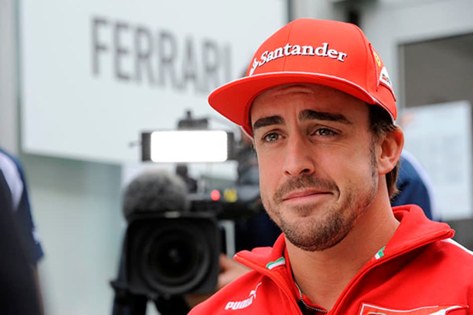 Rumores de Alonso retornar a Ferrari circulam em Mônaco