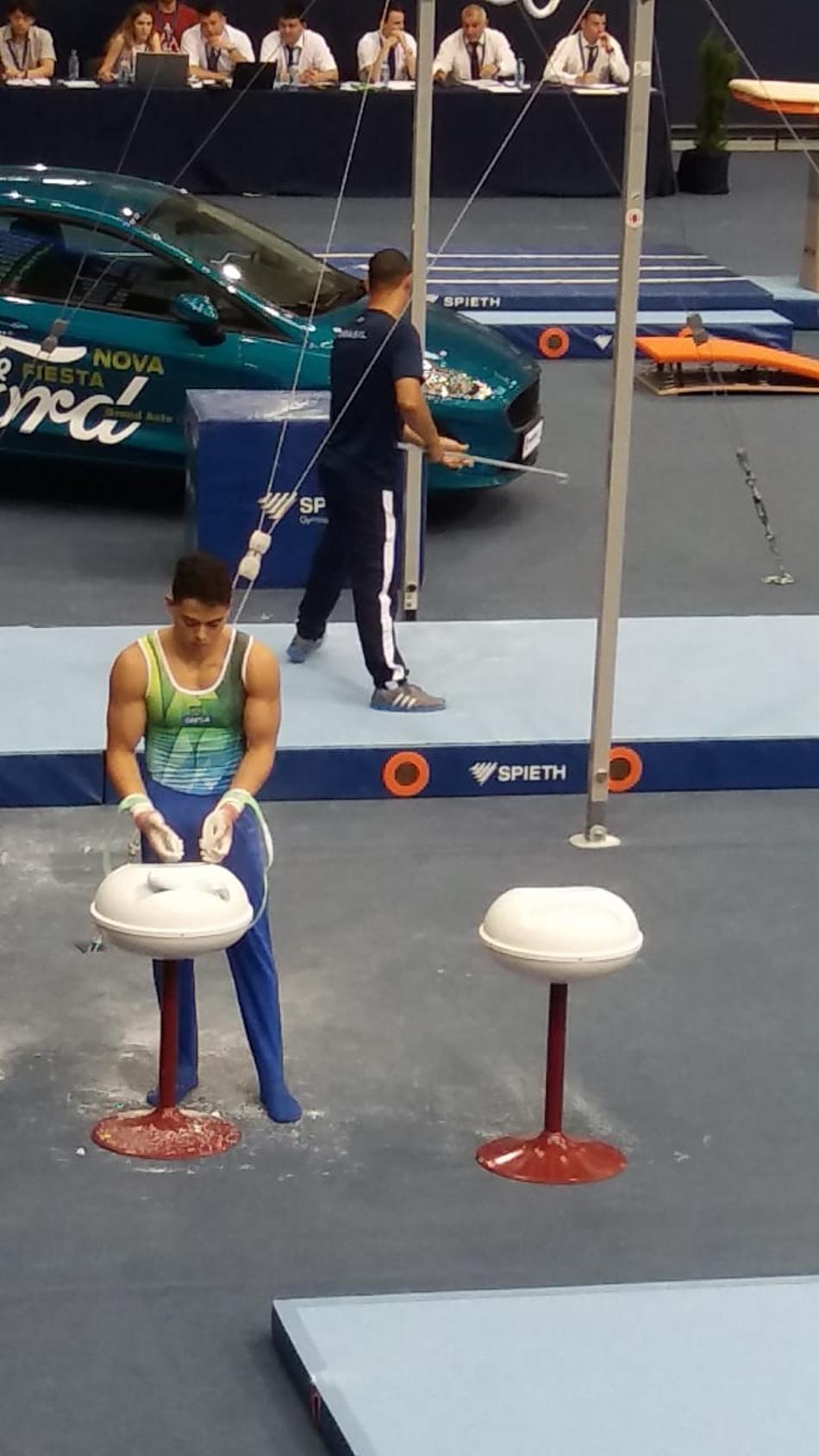 Jovem brasileiro fará final de argolas na Copa da Croácia de Ginástica