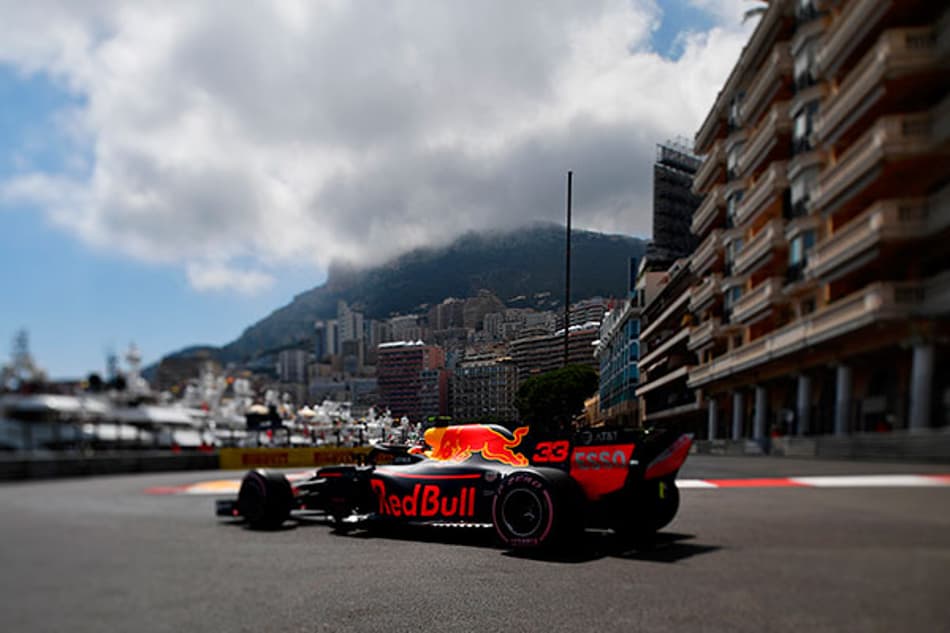 F1: Red Bull instala terceira unidade MGU-K no carro de Verstappen e gera punição sem efeito