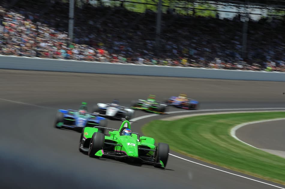 Castroneves: Sem Danica o automobilismo não seria o mesmo para as mulheres