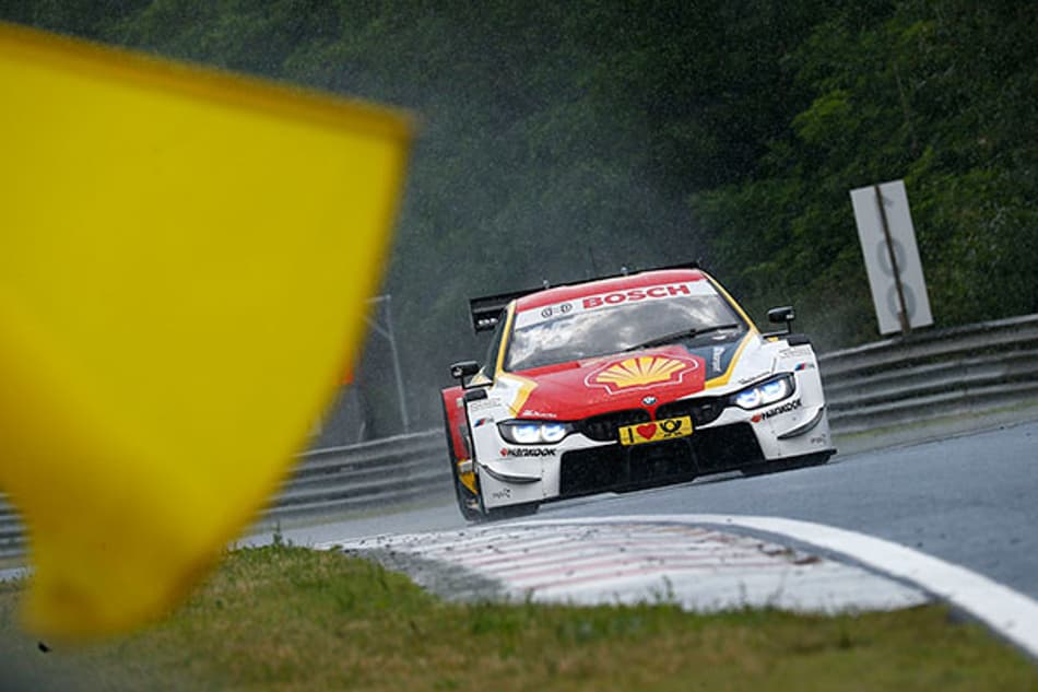 Na disputa pelo top-5, incidente tira Augusto Farfus da corrida 1 na final em Hockenheim