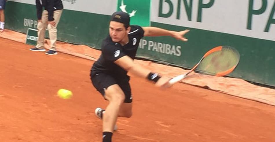 Thiago Wild vai às oitavas de roland Garros no juvenil