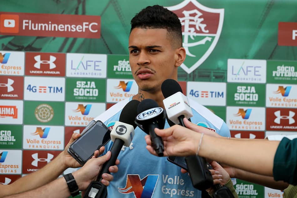 Richard ‘sinaliza’ entrada de Douglas e afirma: ‘Ele está preparado’