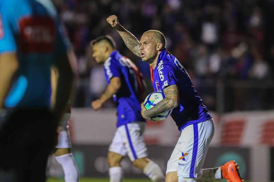 Números da Bola: Estatísticas de Paraná 1×1 Cruzeiro