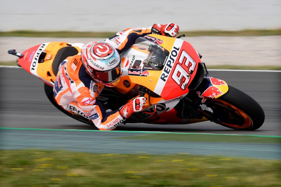 Problemas eletrônicos atrapalham Marquez em Montmeló