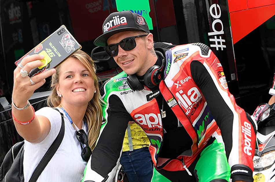 MOTOGP: Scott Redding descobriu que perdeu lugar na Aprilia pelas redes sociais