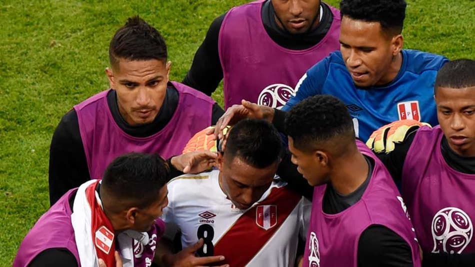 Opinião: Não é de hoje que Christian Cueva erra