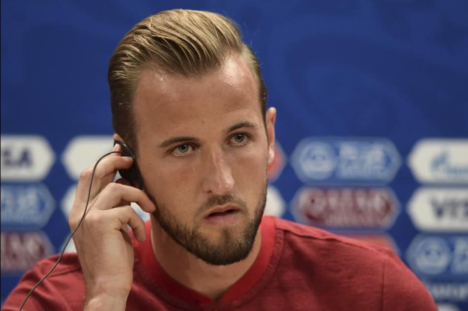 Ingleses enlouquecem com Kane e recriam hit da Eurocopa