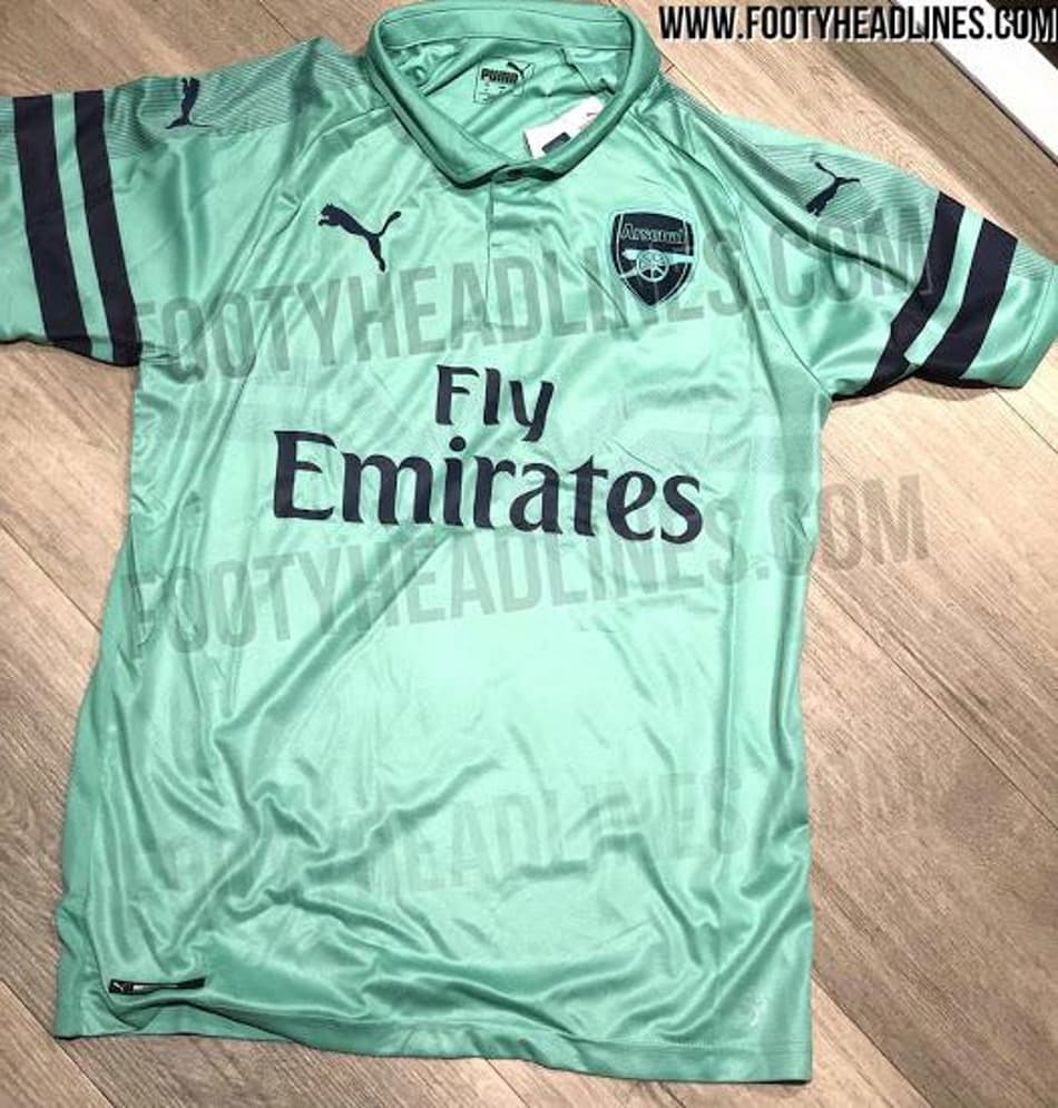 Em verde e azul: nova terceira camisa do Arsenal tem imagens vazadas por site
