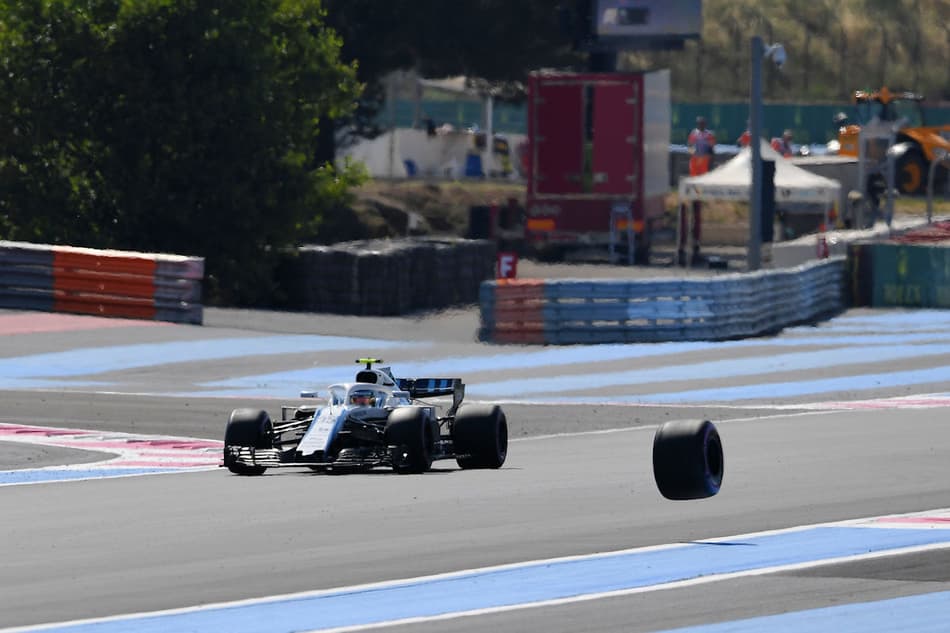 FIA investiga motivos da roda solta de Sergio Perez em treino livre na França