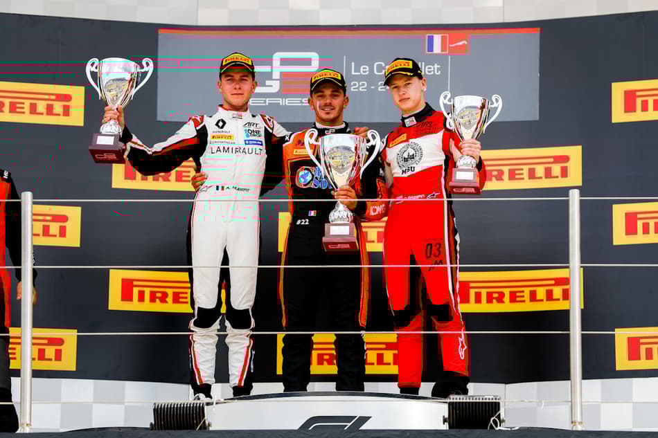 GP3 Paul Ricard: Boccolacci bate Hubert em vence em casa