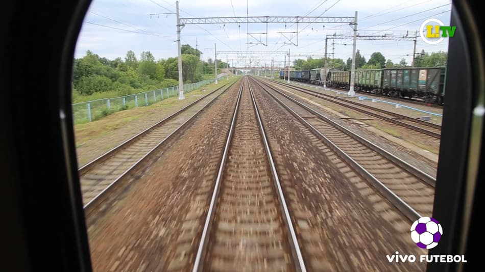 VÍDEO: Veja como é a viagem de trem de São Petersburgo para Moscou