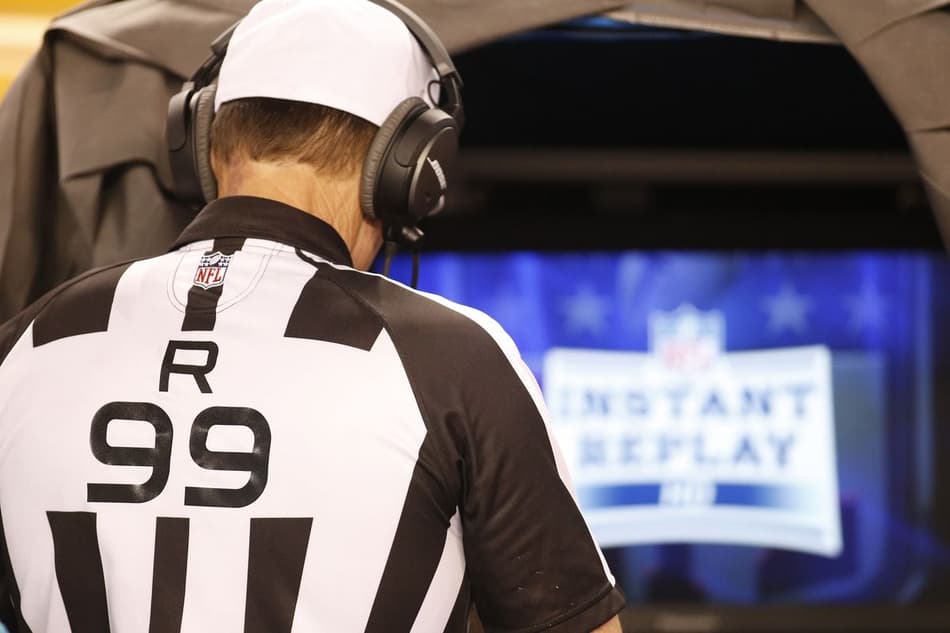 A história da arbitragem de vídeo na NFL