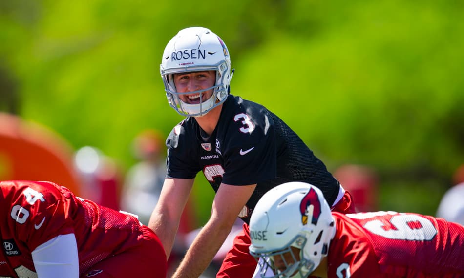 Mesa Redonda: Reconstrução do Cardinals, QBs reservas ganhando importância, Dan Quinn com emprego ameaçado e mais!