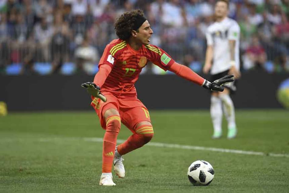 Guillermo Ochoa é oferecido a gigante sul-americano