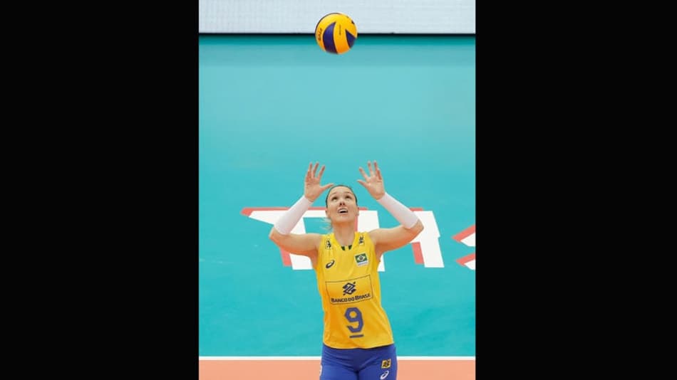 Líder em estatística, Roberta é arma do Brasil na semi da Liga das Nações