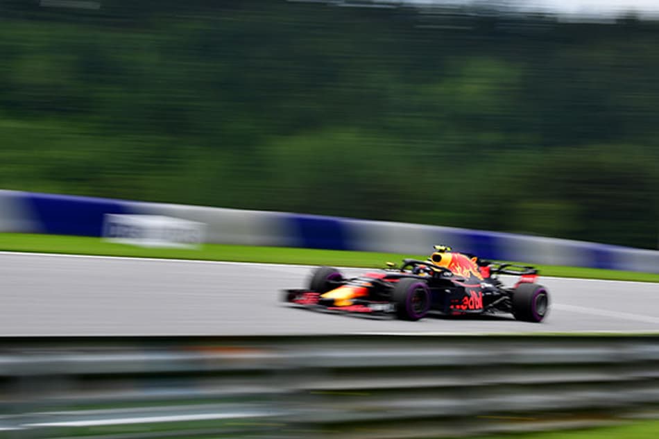 Max Verstappen: Era a vez do Daniel Ricciardo me dar vácuo
