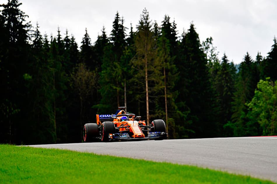 F1: Fernando Alonso vai largar do pit-lane depois de trocar asa dianteira