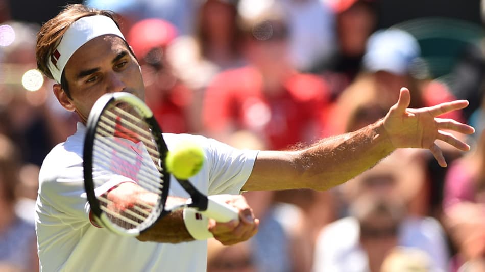Federer atropela na estreia de Wimbledon