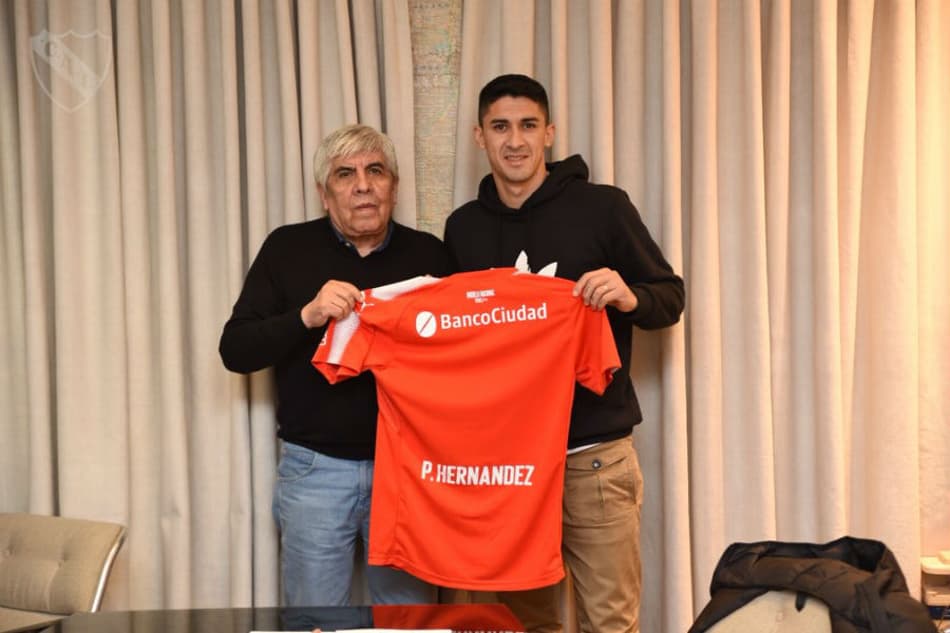 Independiente anuncia meio-campista que atuava no futebol espanhol