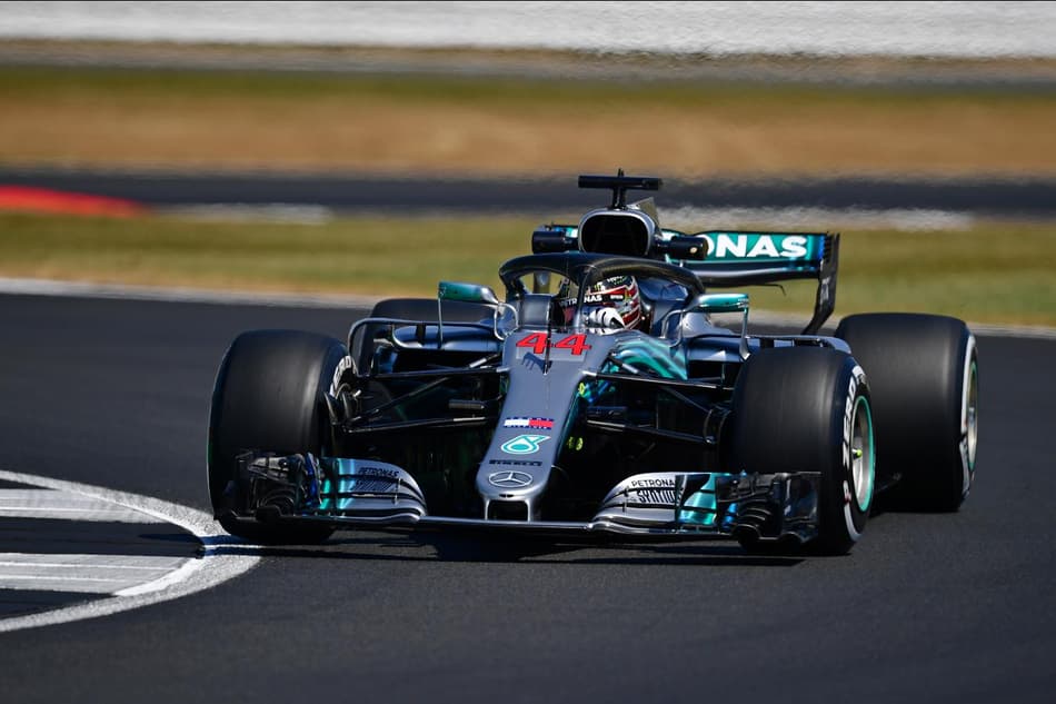 GP da Inglaterra: Hamilton lidera último treino em Silverstone