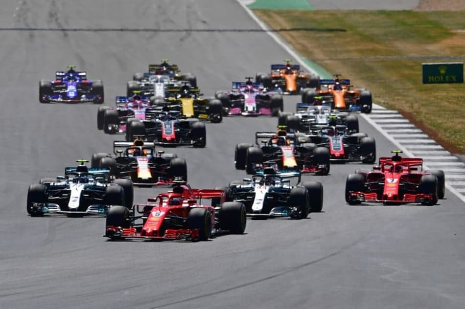 F1 deve ter transmissão na TV aberta no Reino Unido, indicando retorno da categoria