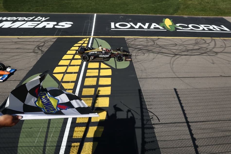 Hinchcliffe acha que os pilotos da Indy precisam de uma voz mais forte
