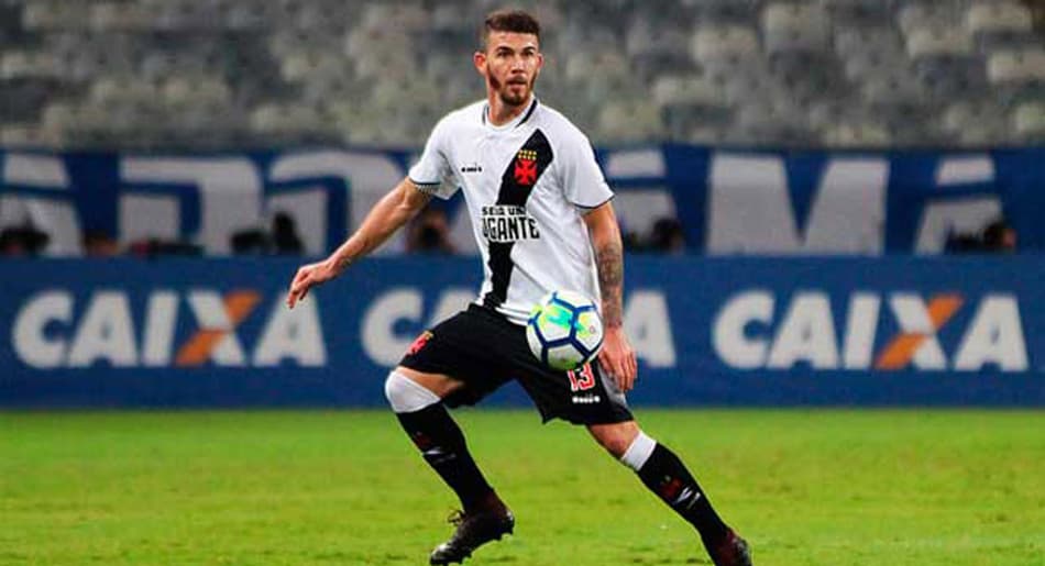Destaque contra o Galo, Luiz Gustavo elogia treino aberto e projeta duelo com a Chapecoense