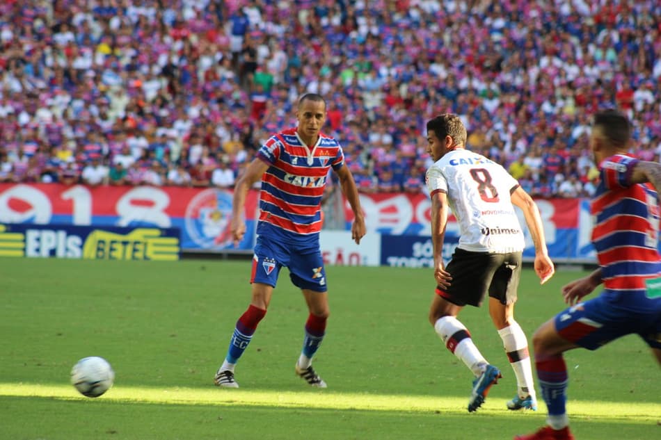 Fortaleza é superado pelo Atlético-GO e perde vantagem na liderança da Série B
