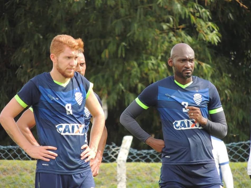 Ex-CSA, Ferrugem revela expectativa para acesso do Azulão