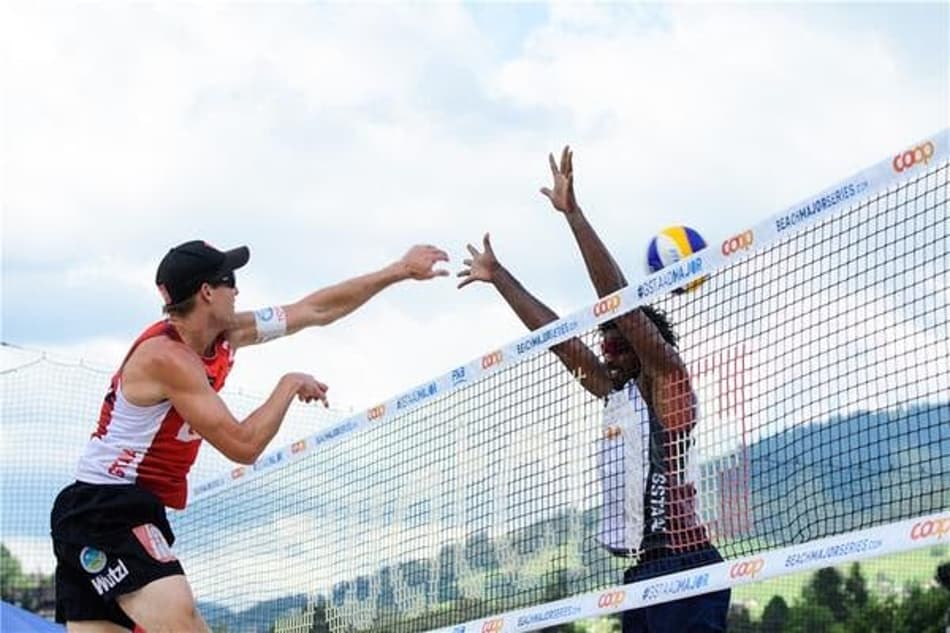 Três duplas brasileiras buscam título do Circuito Mundial em Haiyang