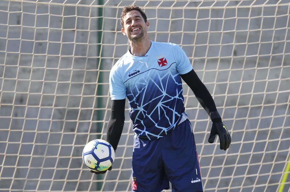 Martin Silva é convocado pode desfalcar o Vasco em setembro