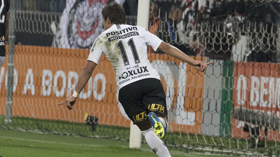 Chape pode pagar bolada caso surpreenda o Corinthians