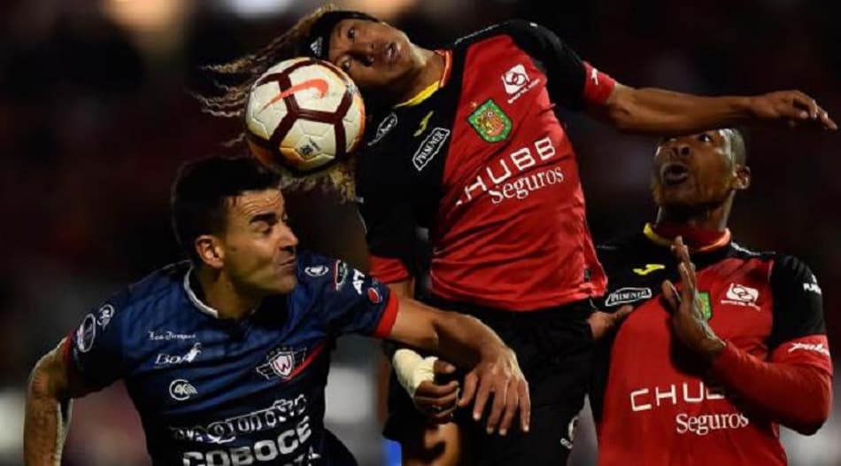 Jorge Wilstermann mostra poder de reação e busca empate no Equador