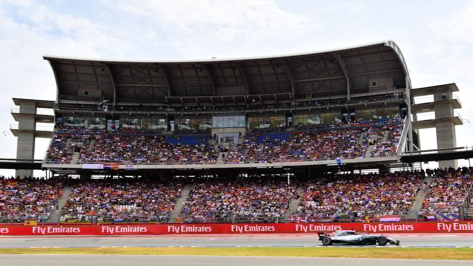 Mercedes esclarece problema que tirou Hamilton do Q2
