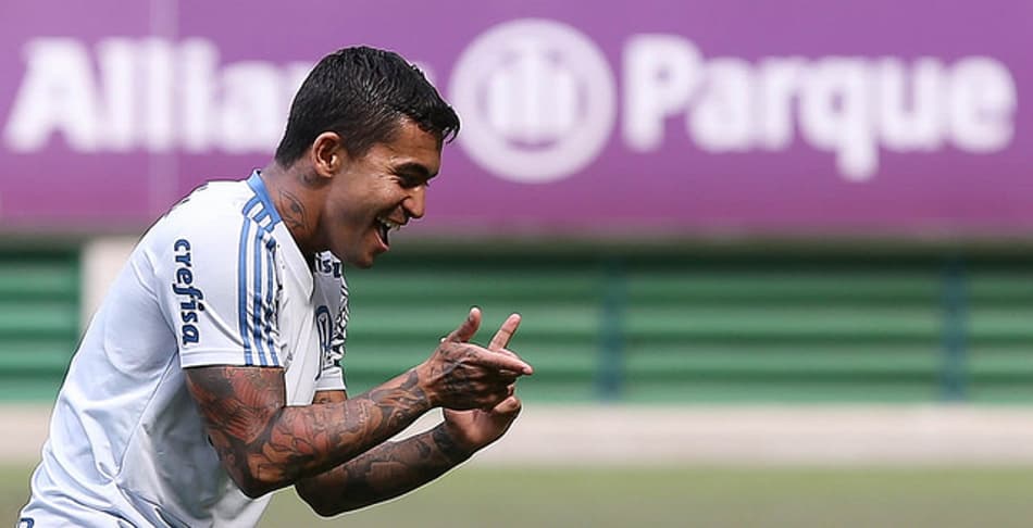 Dudu volta após 'novela chinesa' para defender marcas no Allianz Parque