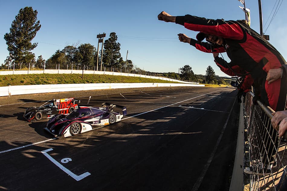 AJR #88 vence a terceira etapa da Endurance Brasil em Tarumã