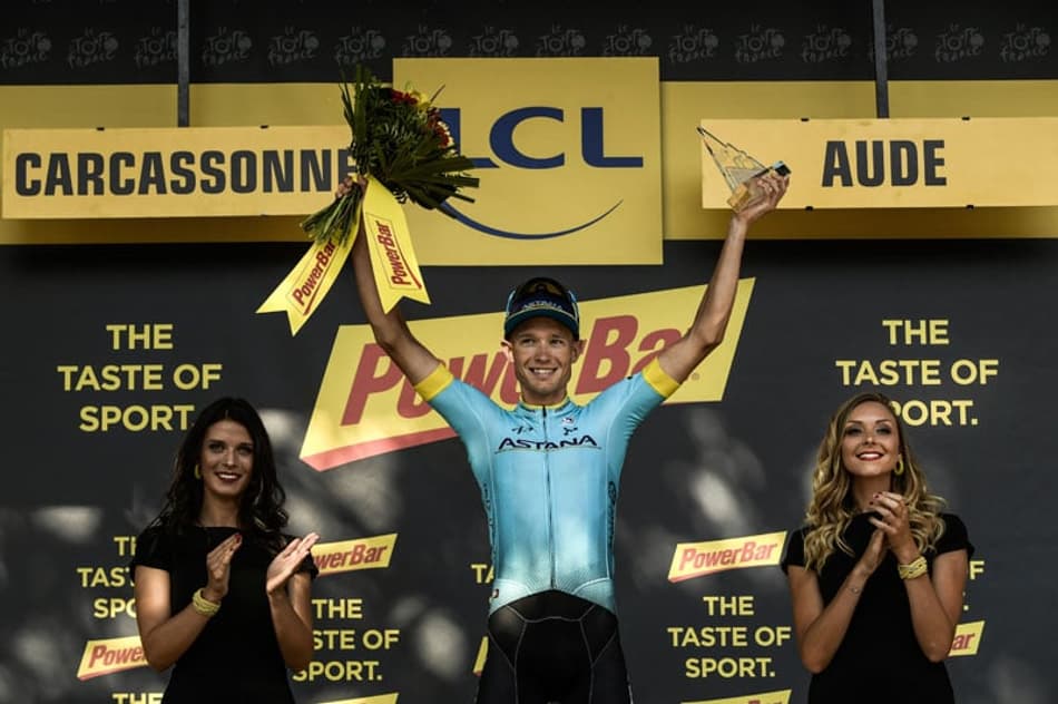 Astana vence a segunda etapa seguida na Volta da França