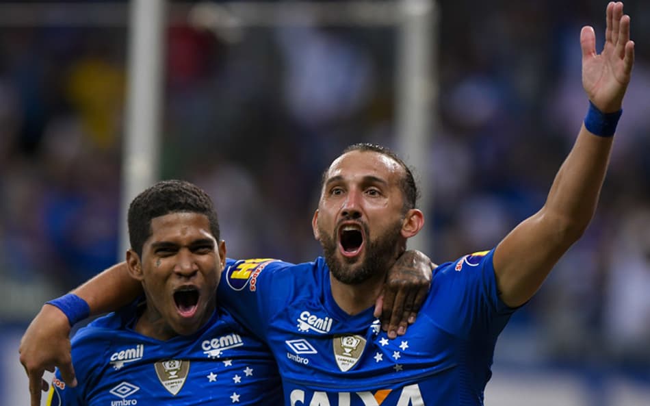 Números da Bola: Estatísticas de Cruzeiro 2×1 Atlético-PR
