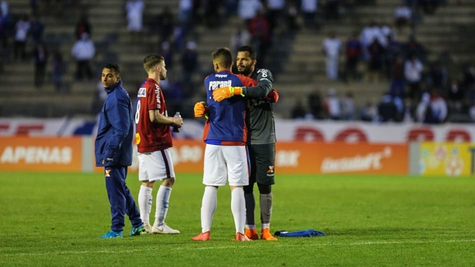 Jogadores do Paraná acreditam em outro bom resultado para sair do Z4