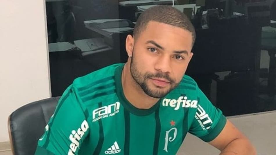 Ex-Corinthians, lateral-direito acerta com o Palmeiras para jogar no sub-20