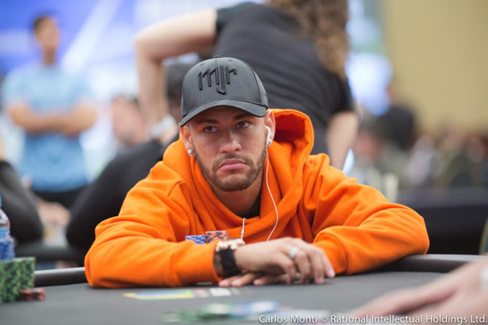 Neymar chega à mesa final de importante torneio oficial de pôquer