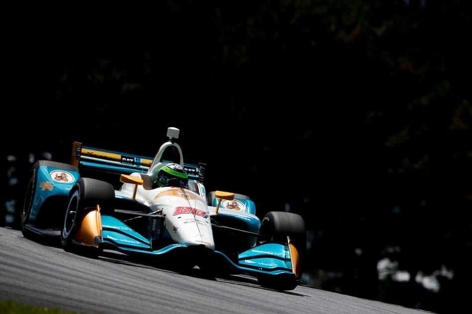 Conor Daly mantém sua vaga na Harding Racing