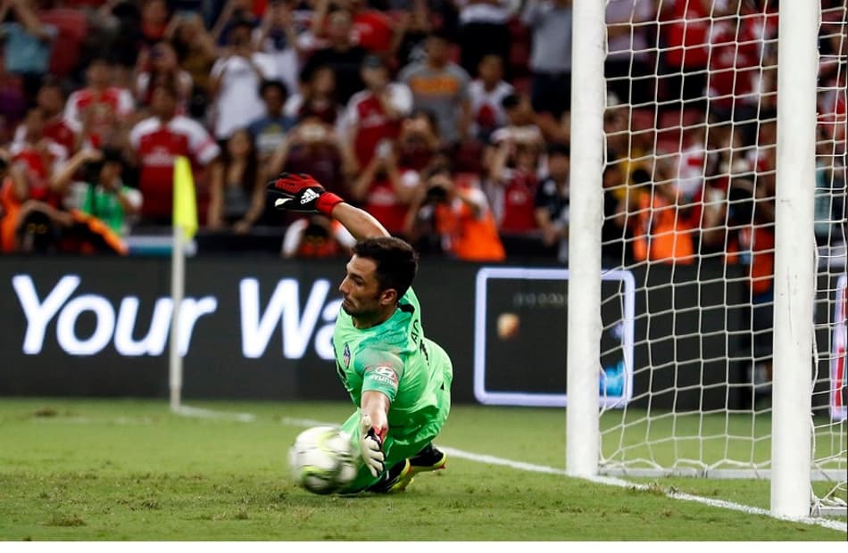 Goleiro reserva pega três pênaltis e garante vitória do Atlético de Madrid