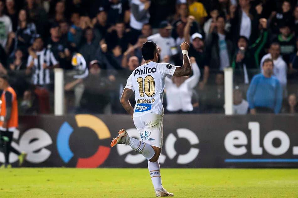 Pior mandante de Série A, Santos de interino tenta se fortalecer na Vila