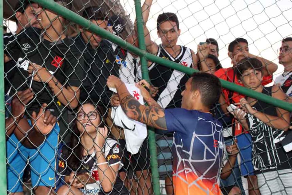 Vasco encerra preparação em Brasília e Ramon projeta duelo