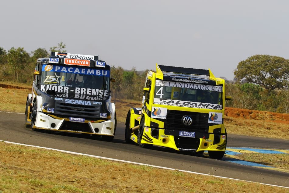 Disputa entre marcas apimenta Grande Final da Copa Truck em Curitiba